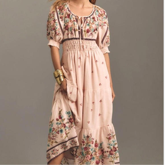Anthropologie Dresses & Skirts - Anthropologie Somerset floral puff sleeve maxi dress